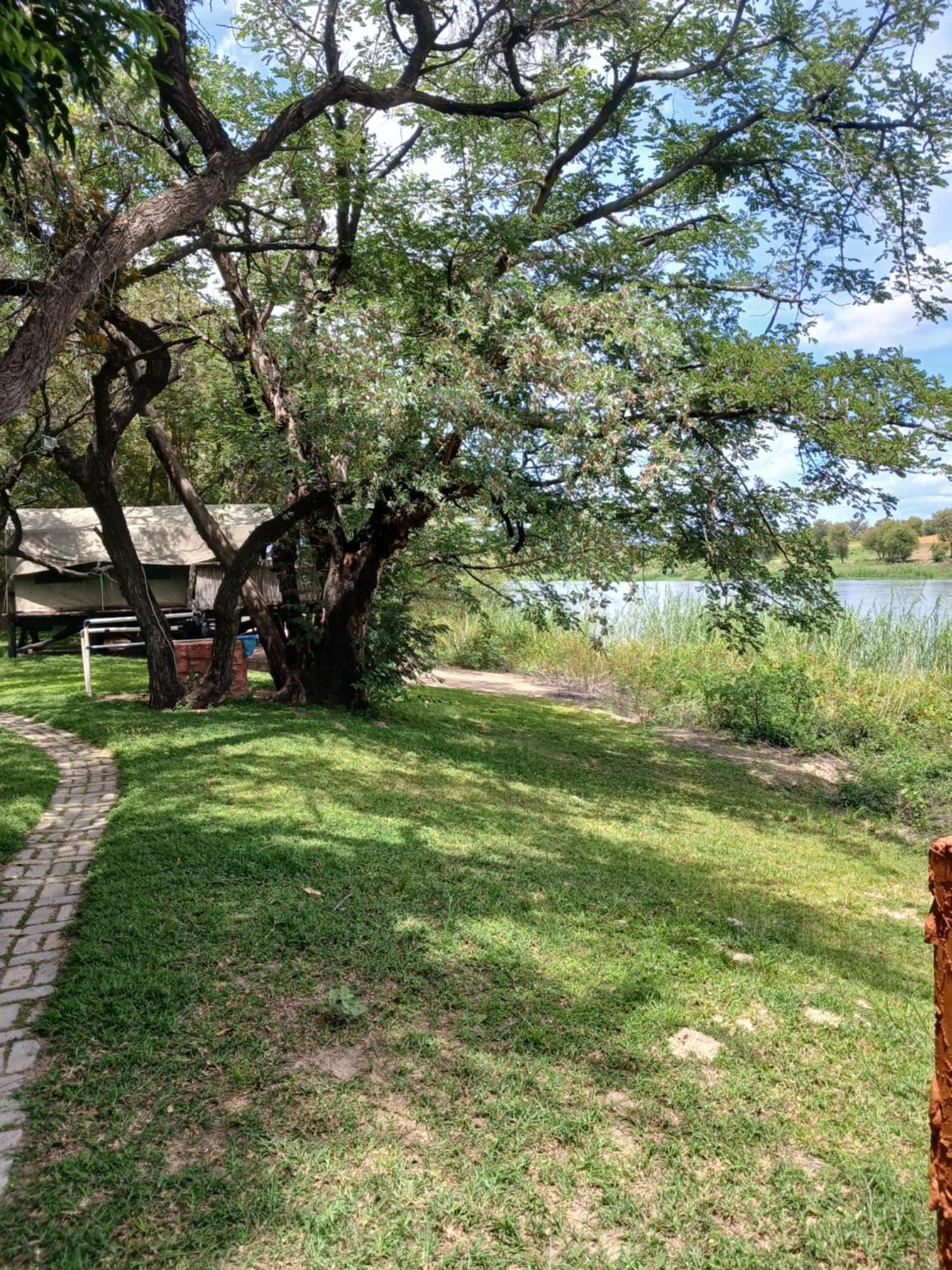 Camp Hogo Kavango ルンドゥ エクステリア 写真