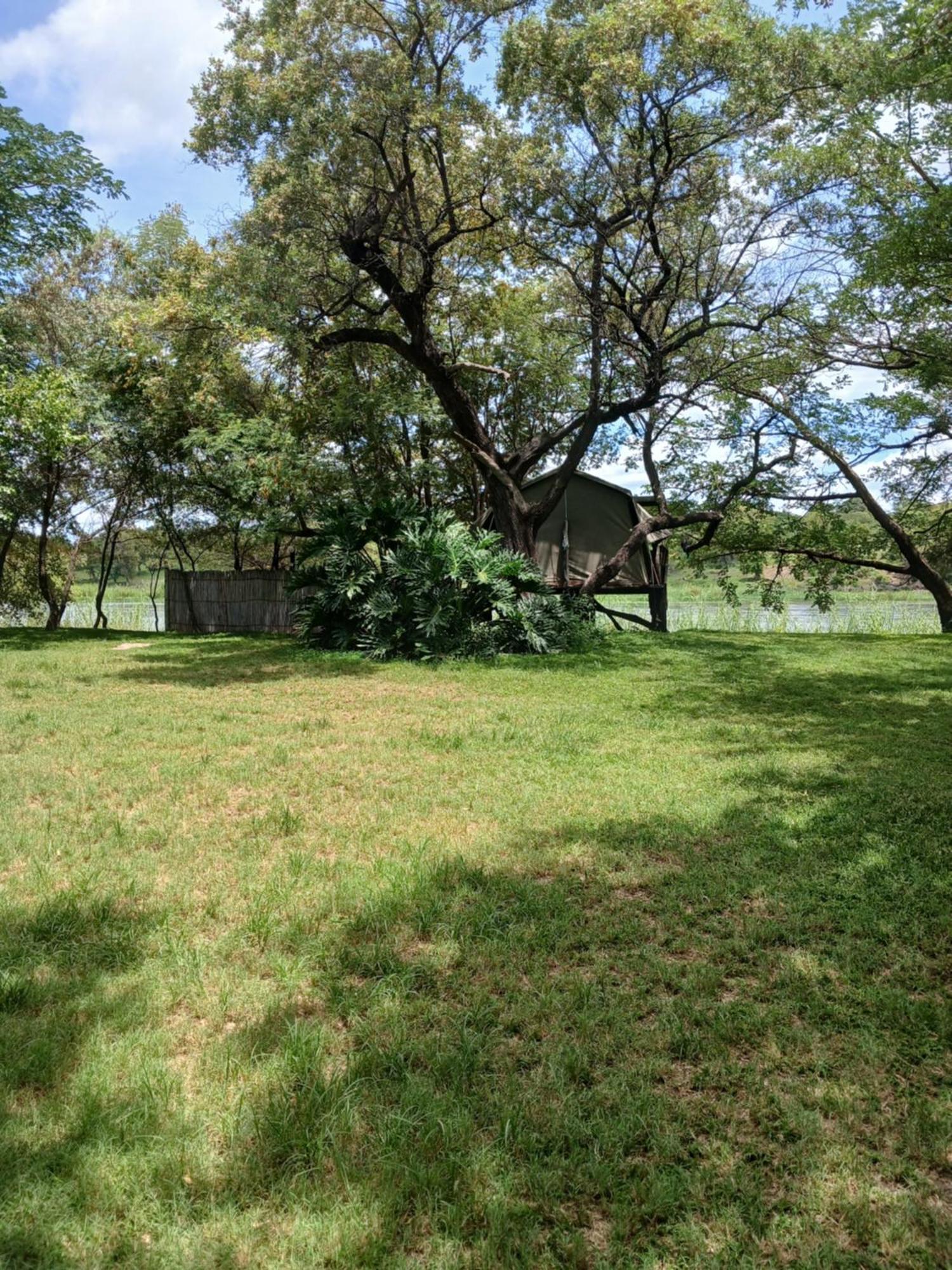 Camp Hogo Kavango ルンドゥ エクステリア 写真