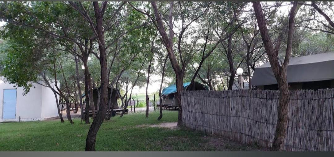 Camp Hogo Kavango ルンドゥ エクステリア 写真